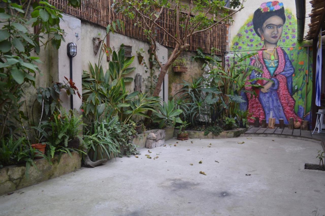 Frida Casa Hostel Pelotas Exterior photo